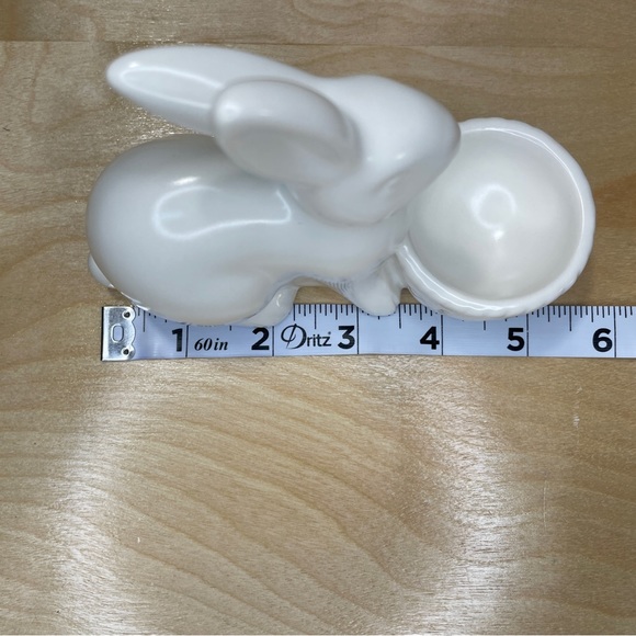 Vintage 90s Ceramic Easter Bunny With Basket Egg Cup - Off White - Picture 9 of 11